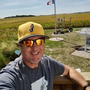 Meet your Posher, Denny